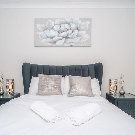 Apartament Luxury 2Bed 2Bath Flat In City Centre- Free Parking! Edynburg Zewnętrze zdjęcie